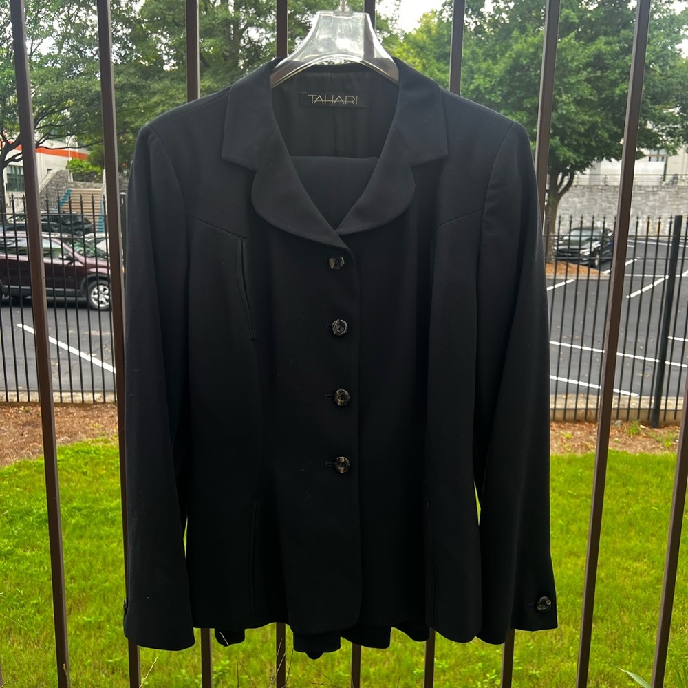 Vintage 90s Tahari Black Skirt Suit. Fishtail Skirt and Button Blazer